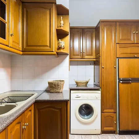 Cozy - Central, 3 Mins From Metro Athens