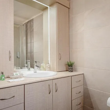 Apartment Golden Light Premium Athens