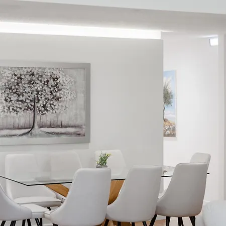Golden Light Premium Apartment *