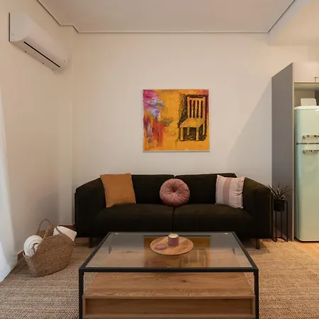 Prime Location 1br Hill Aprtm Apartment *