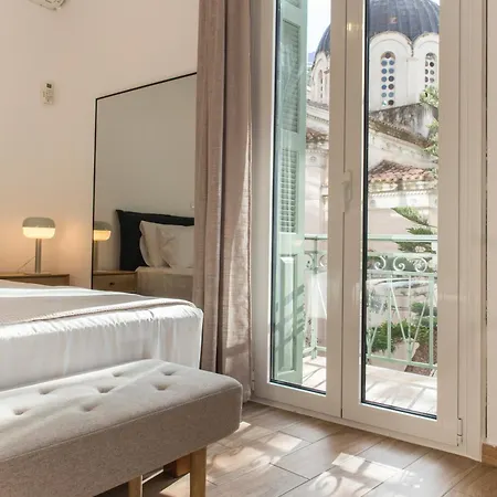 Neoclassical With Jacuzzi Near Acropolis-living Stone Aragonit Athens