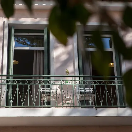 Apartment Neoclassical With Jacuzzi Near Acropolis-living Stone Aragonit Athens