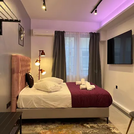 Aphrodite Klathmonos Apartment Athens