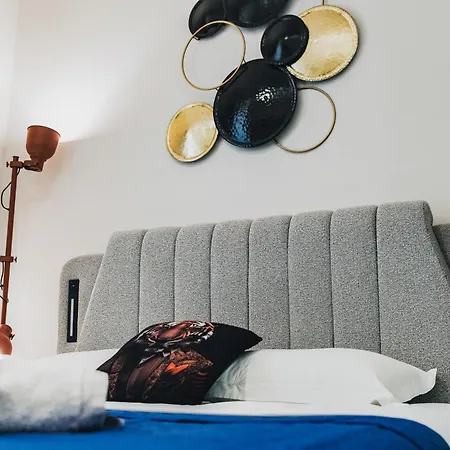 Aura Stadiou Apartment