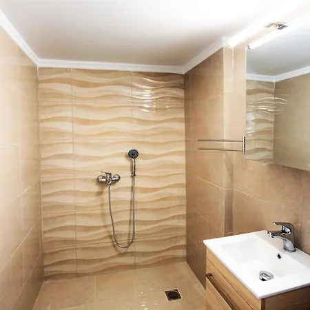 Apartment Peaceful Renovated Near Lycabettus Hill Athens