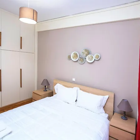 Peaceful Renovated Near Lycabettus Hill *