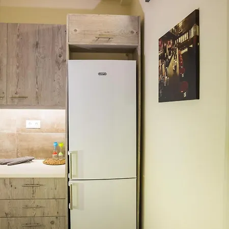 Peaceful Renovated Near Lycabettus Hill Apartment