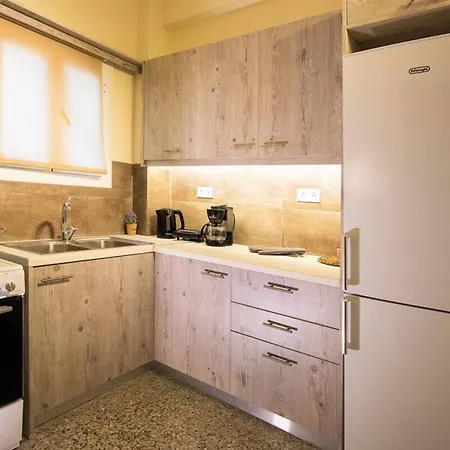 Peaceful Renovated Near Lycabettus Hill