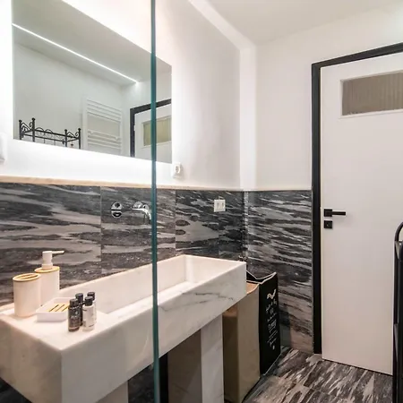 O&o Group Stylish Jungle Retreat Kolonaki Center Apartment *