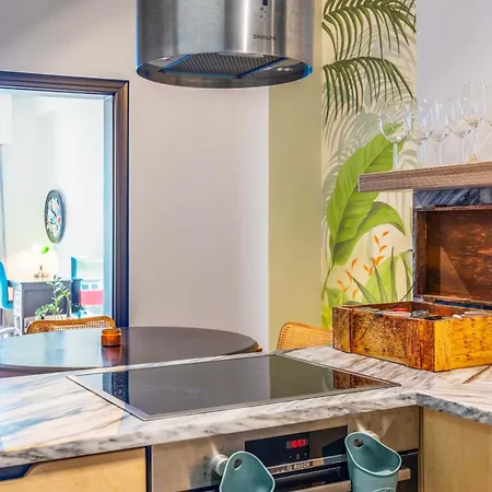 O&o Group Stylish Jungle Retreat Kolonaki Center Athens