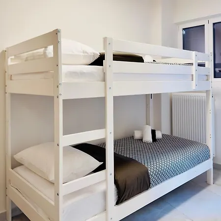 Apartment Modern Designer & Stylish Comfort Goudi