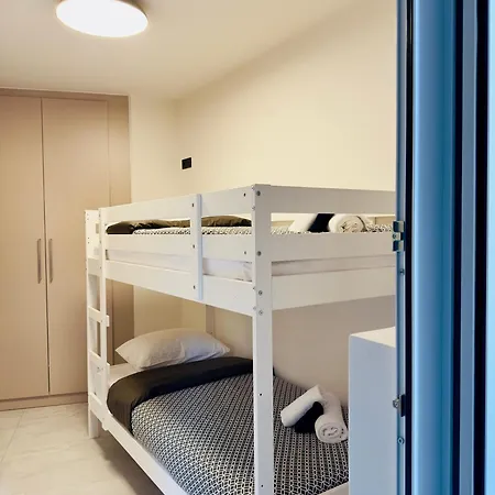 Apartment Modern Designer & Stylish Comfort Goudi