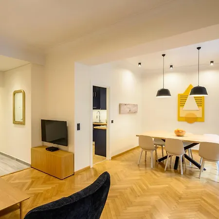 Plaka Premier - Steps From Acropolis Museum And Metro Athens