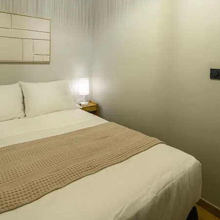 Apartment Plaka Premier - Steps From Acropolis Museum And Metro Athens