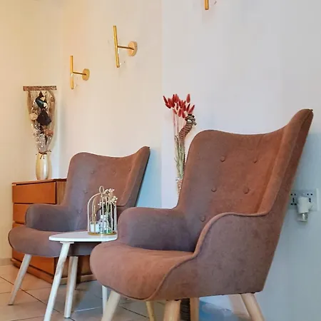 Apartment 4-bedroom For Large Groups And Families *