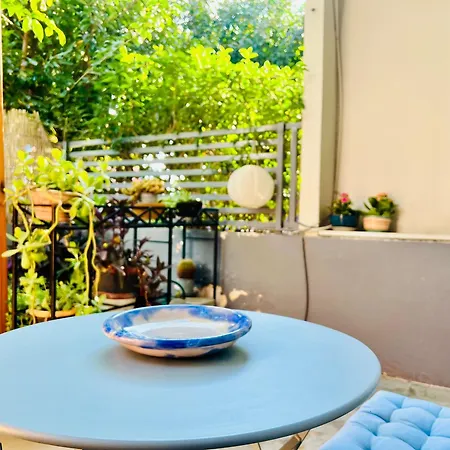 Apartment Cozy In Riviera, Next To Snfcc Athens