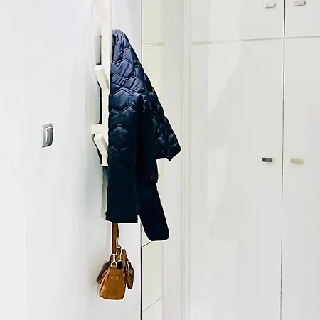 Cozy In Riviera, Next To Snfcc Apartment *