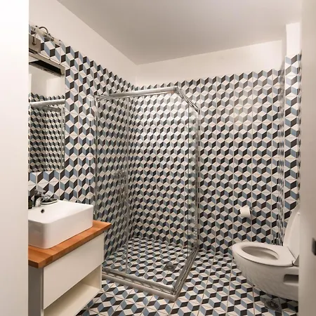 Apartahotel Luxury 2 *