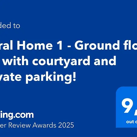 Floral 1 - Ground Floor With Courtyard And Private Parking! Apartment