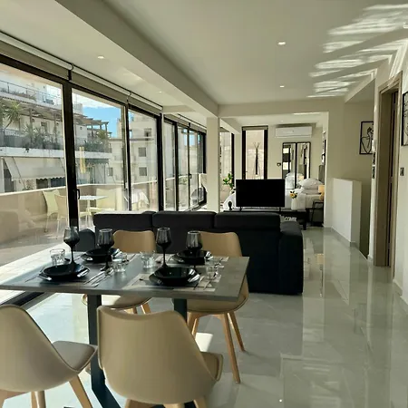 Apartment Crystal View Rooftop Near Akropolis By Kozy Koala