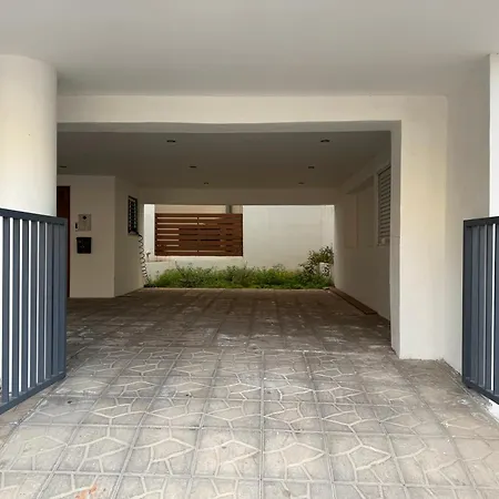 Th0 Futuristic Luxury Two Bedrooms With High-tech Amenities Athens