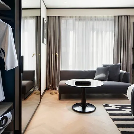 Academias Hotel, Autograph Collection Atena