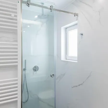Chic & Modern 1-bedroom Paradise In Marousi Athens