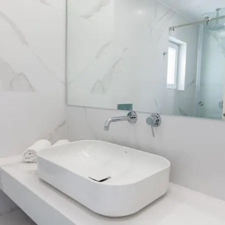 Chic & Modern 1-bedroom Paradise In Marousi Apartment