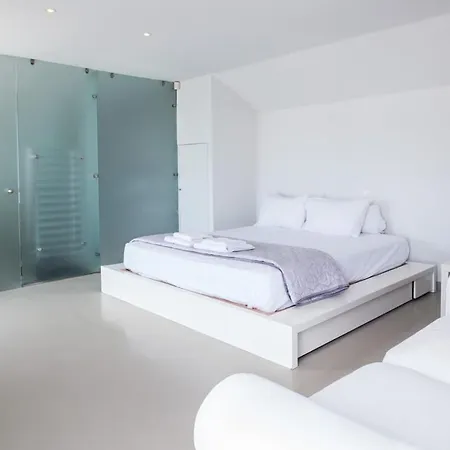 Sky High Luxury 360 Views With Private Gym Apartment