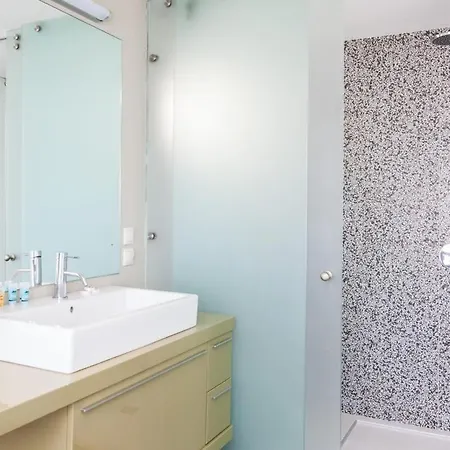 Sky High Luxury 360 Views With Private Gym Apartment *