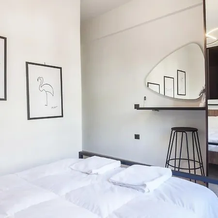 Beautiful Elegant Next To Monastiraki Apartment Athens