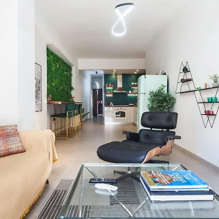 Beautiful Elegant Next To Monastiraki Apartment Athens