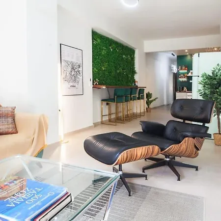 Beautiful Elegant Next To Monastiraki Apartment Athens