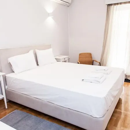 Modern Beauty In Central Area Apartment Athens