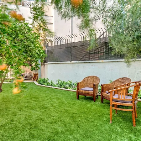 Voula Luxury Modern Living 1 Bd Apt With Garden *