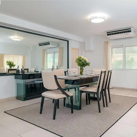 Voula Luxury Modern Living 1 Bd Apt With Garden Villa *