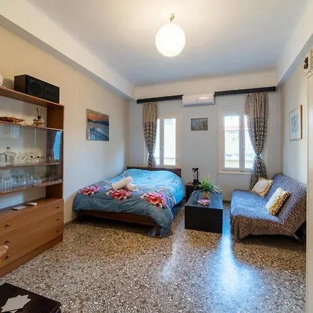 Apartment Acropolis Quiet House