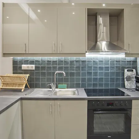 Apartment Just Cozy Fully Renovated *