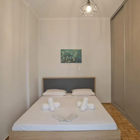Apartment Just Cozy Fully Renovated Athens