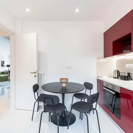 Apartment Elevated 2br In Chalandri By Upstreet