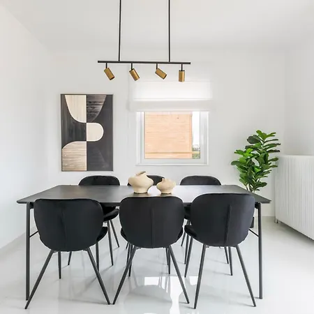 Apartment Elevated 2br In Chalandri By Upstreet