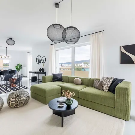 Elevated 2br In Chalandri By Upstreet