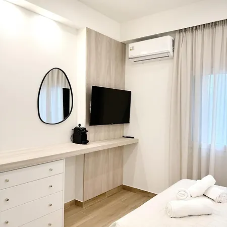 Urban Pad In The Heart Of Apartment Athens