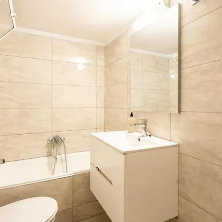 Thission Apartment