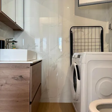 Apartment K43 Brand-new Stylish - Cloud9 In The *