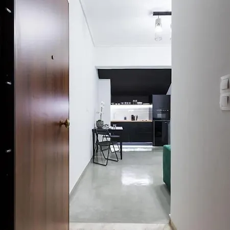 Downtown Exarchia Apartment Athens