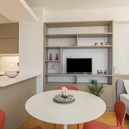 Apartment Perfect Spot! In Kolonaki Athens