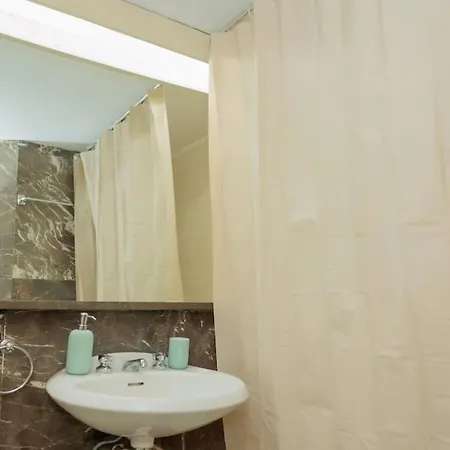 Apartment Chic Kolonaki Flat By Metro & Lycabettus *