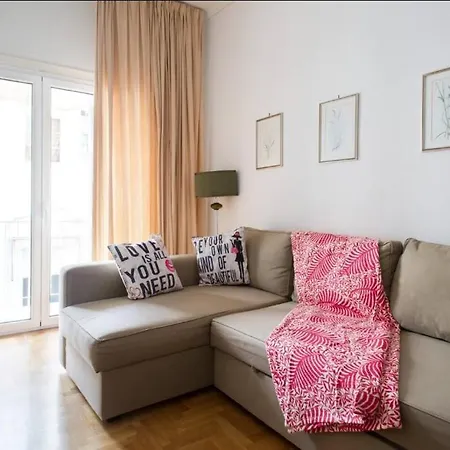 Apartment Cosy House Near Metro *