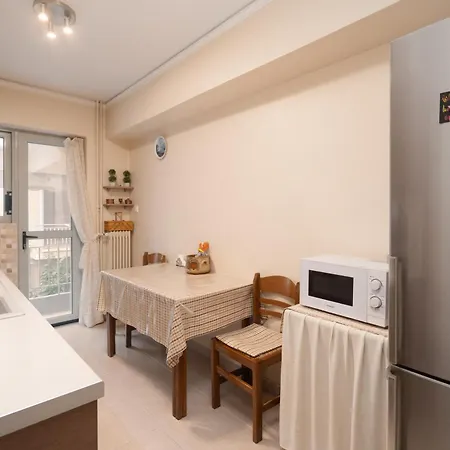 Thissio Family Apartment Athens